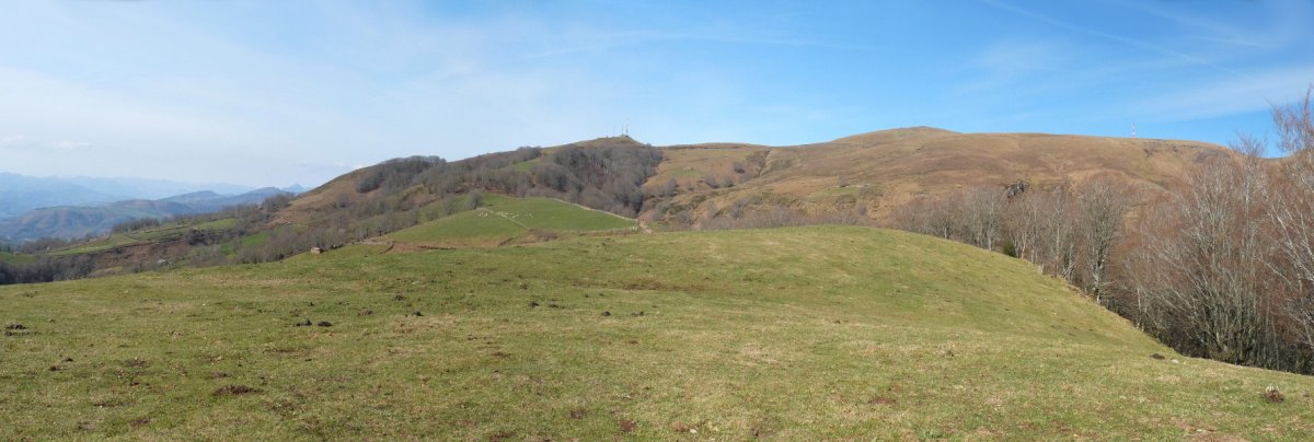 Ihintzpideko gailur zabala (803m)