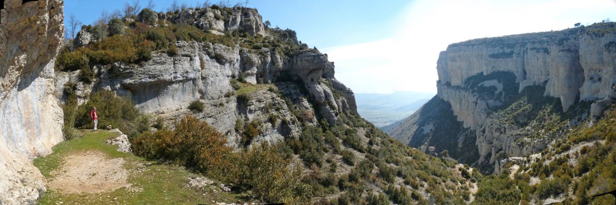 Ganuzako harrateko bidea