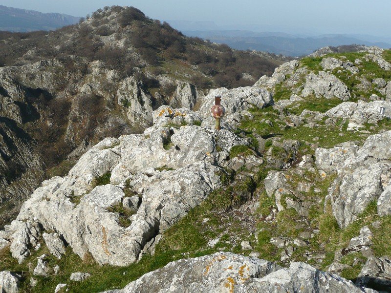 Tontorra.Atzean,Leungana