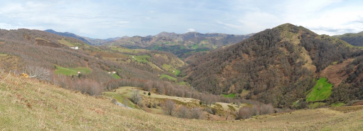 Isterbegi, Aldude gainean 