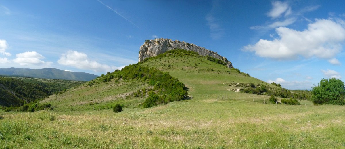 Peña de Abajo, Napariren hegoaldean