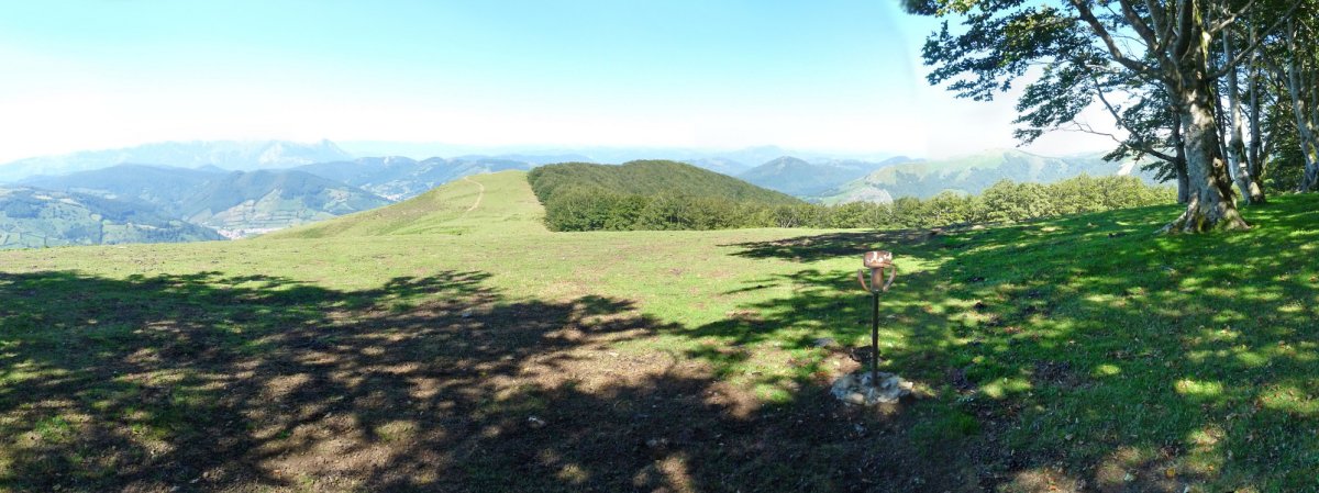 Eguzkiko muinoko gailurra