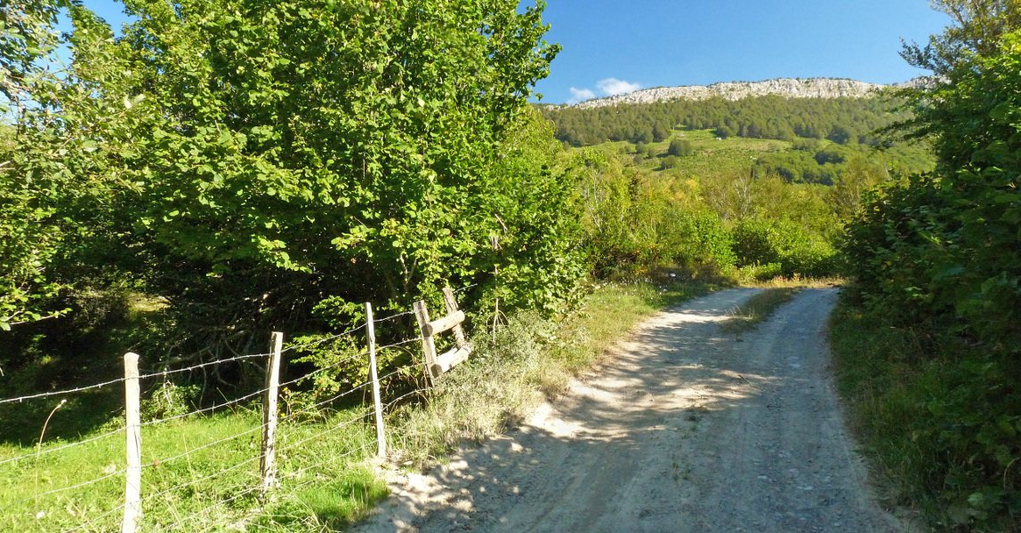 Bonbagaina igotzeko igaro behar den ataka