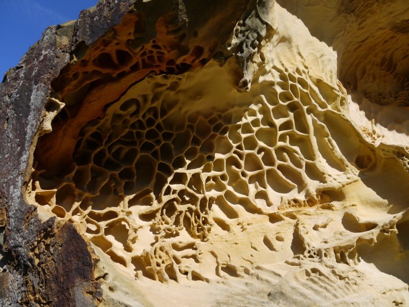 Harriaren itxura ikusgarriak Gastarrotz aldean