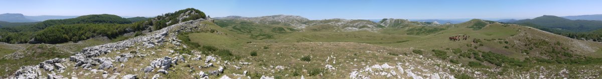 360ºko panoramika bi tontorren arteko bizkarretik