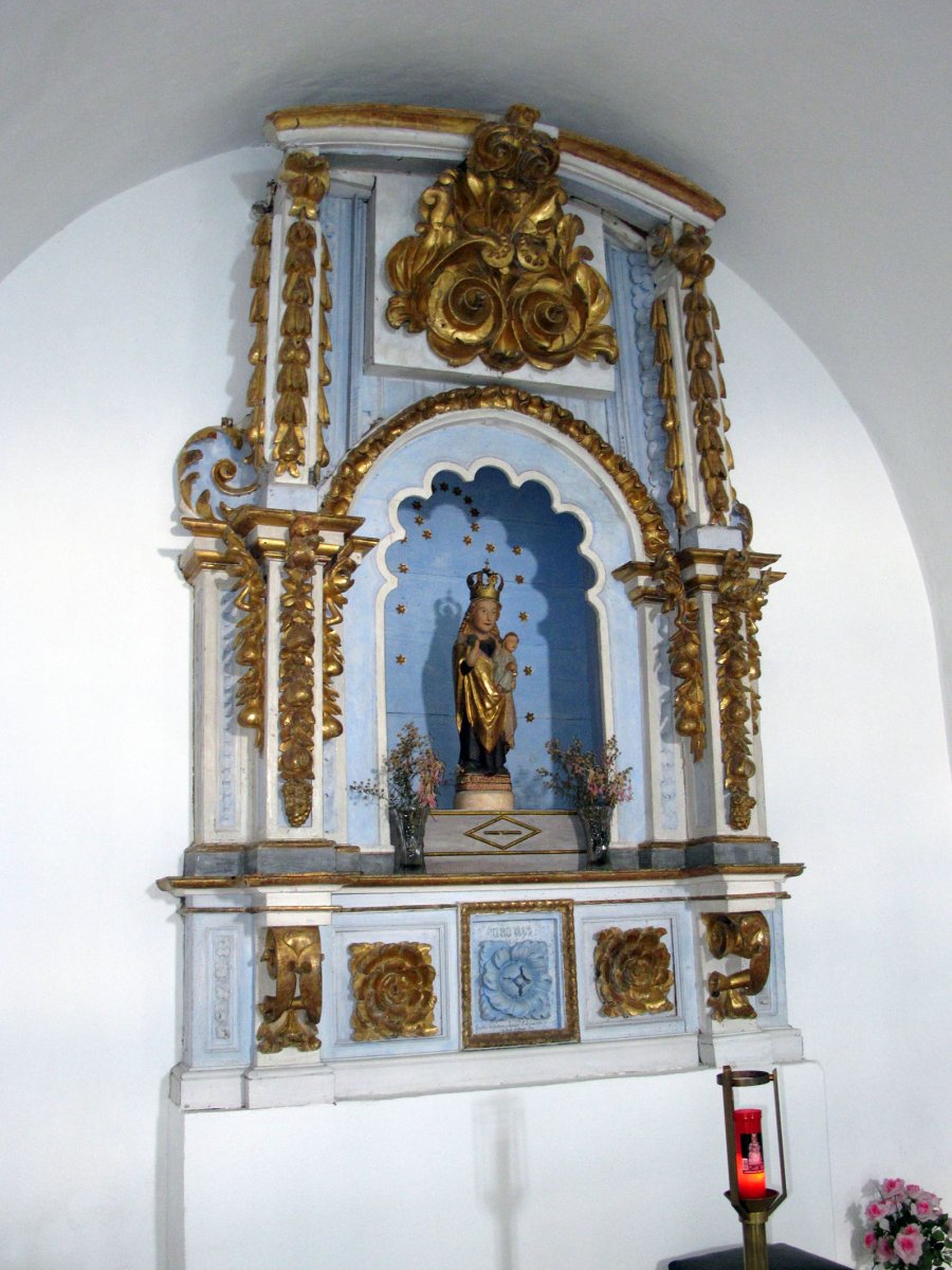 Andra Mari ermita Altzagan