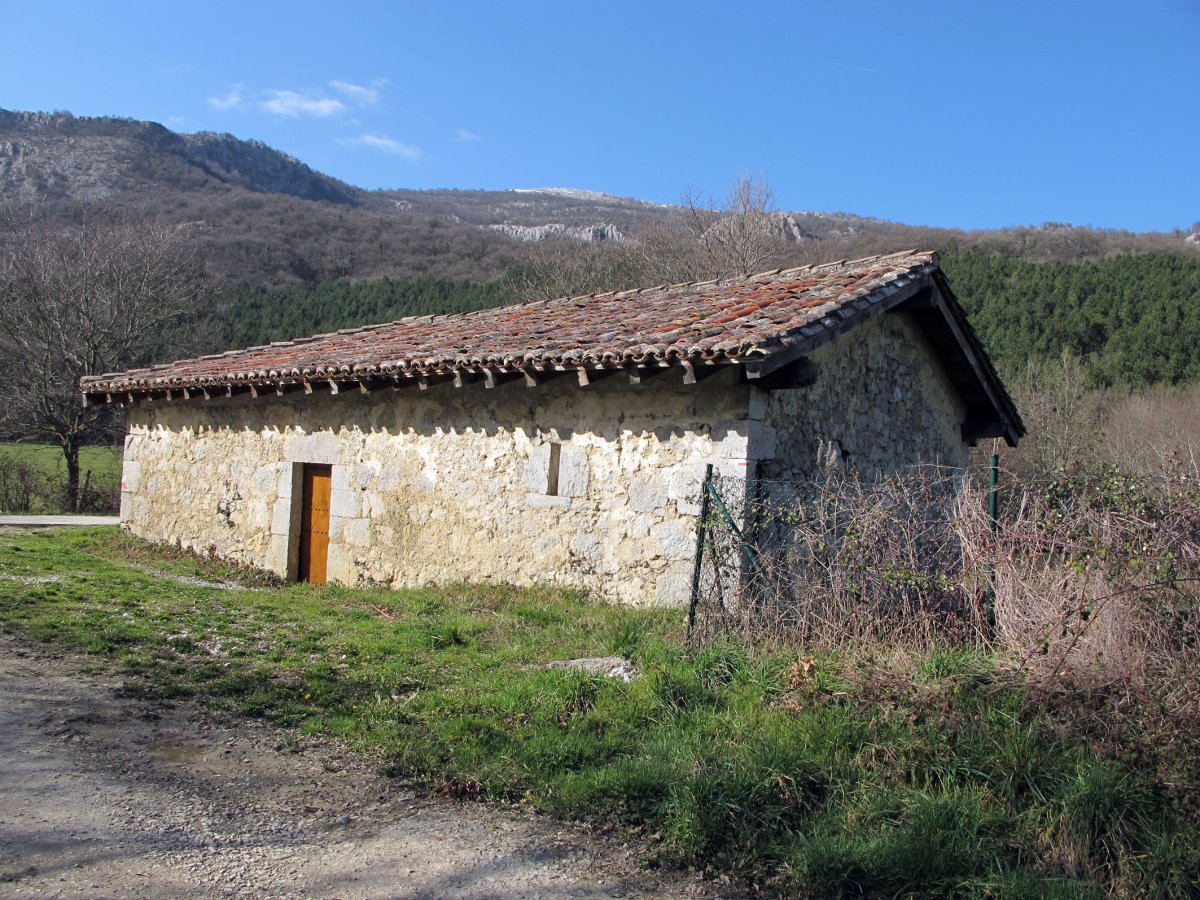 San Migel ermita Irañetan 