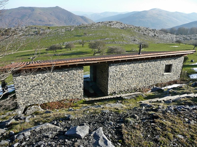 Aterpea Tontor Ondoan