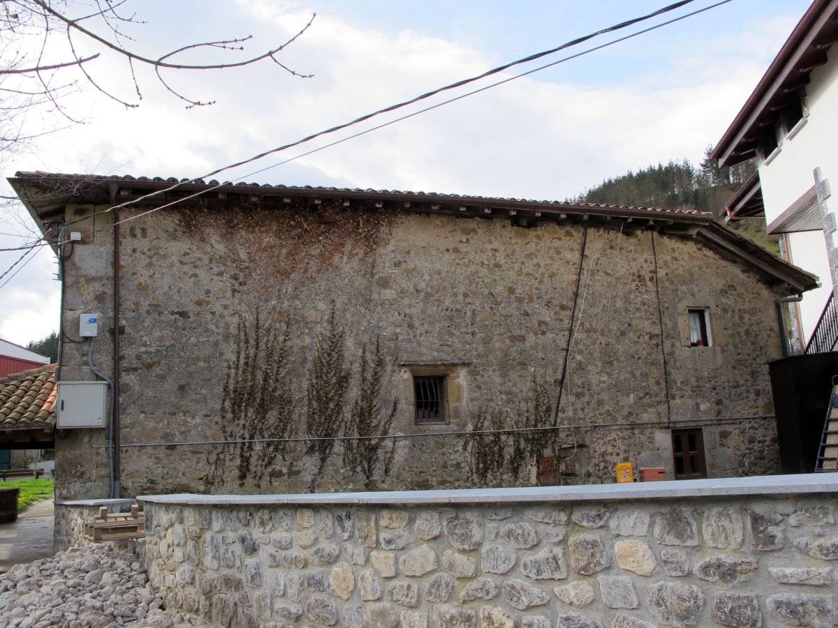 Santiago ermita Aian