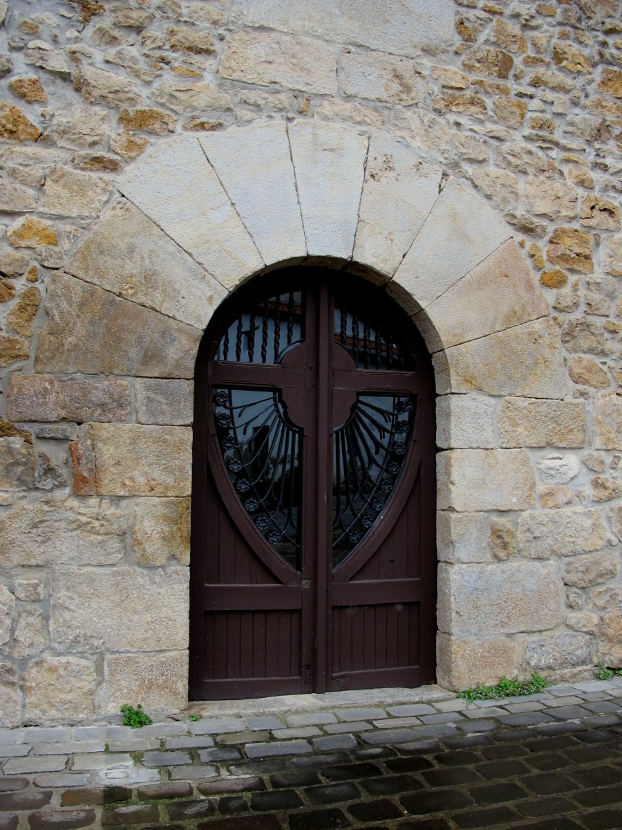 Santa Krutz ermita Elizmendin