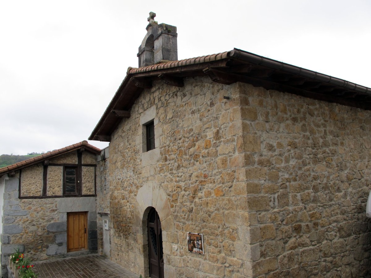 Santa Krutz ermita Eibarren