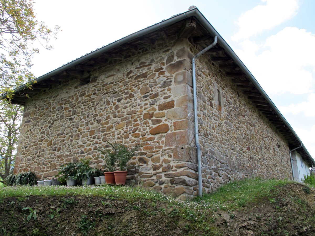 Gurutzetako ermita Idiazabalen