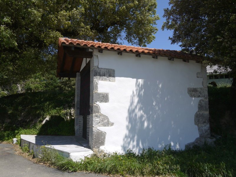 Santa Isabel ermita Mendaro aldean