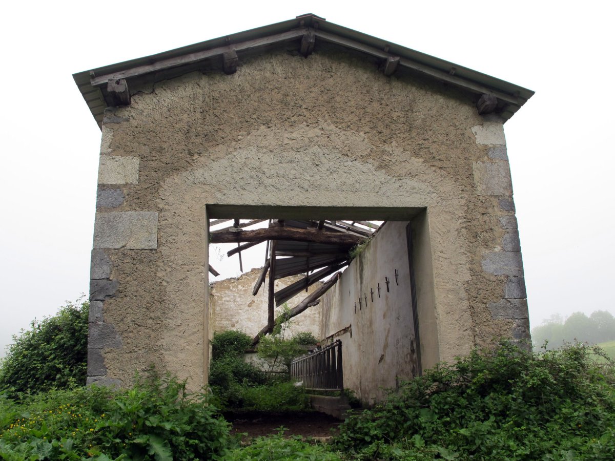 Santa Krutz ermita Huitzi inguruan