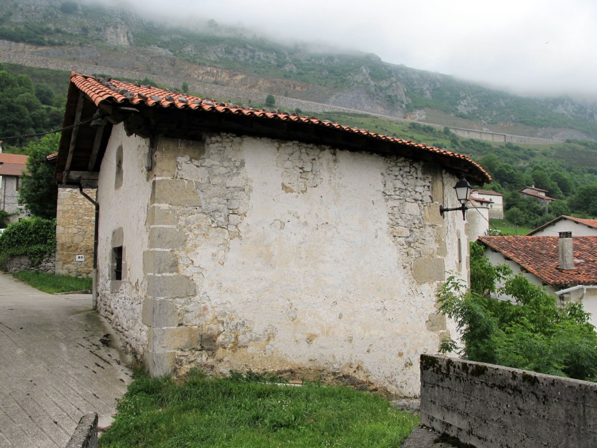 San Bartolome ermita Azpirotzen