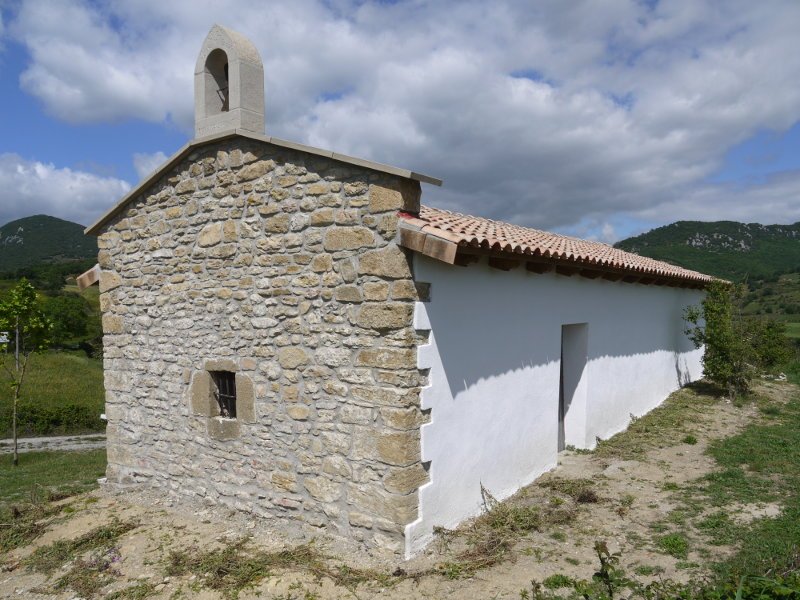 	San Juan eta San Pablo ermita Jaitz aldean