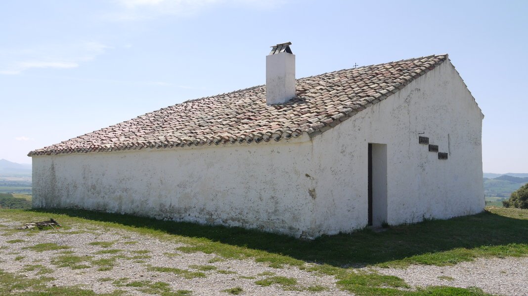 San Martin de Gomazin ermita Gares aldean