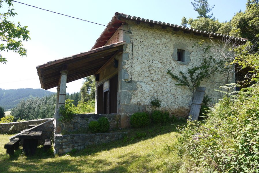 San Kosme eta San Damian ermita Markina aldean