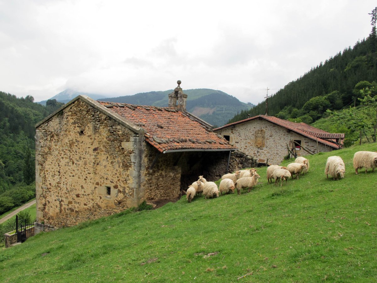 San Esteban ermita Elorregi auzoan