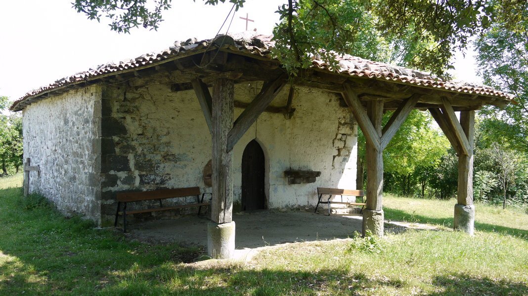 Santixago ermita Nabarniz aldean