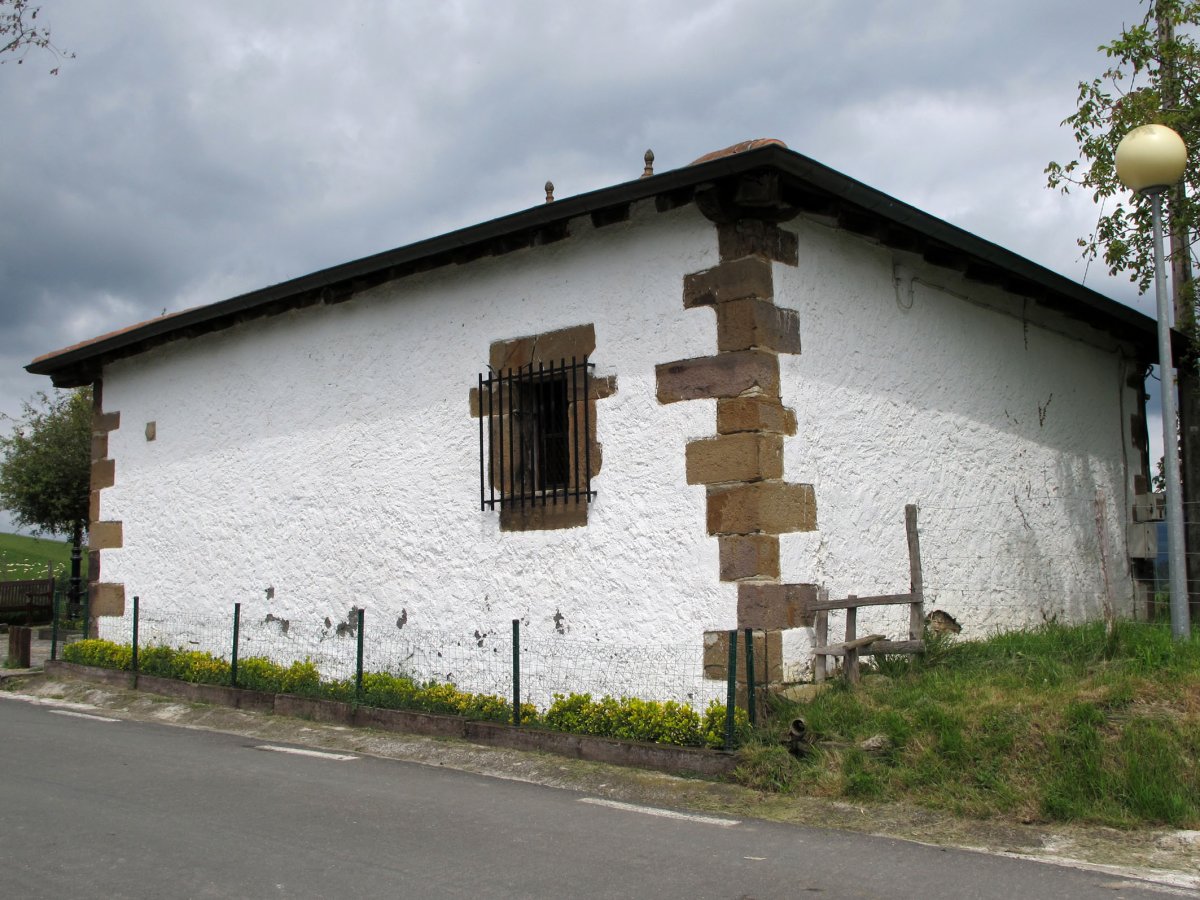 San Juan Txiki ermita Lazkaomendin
