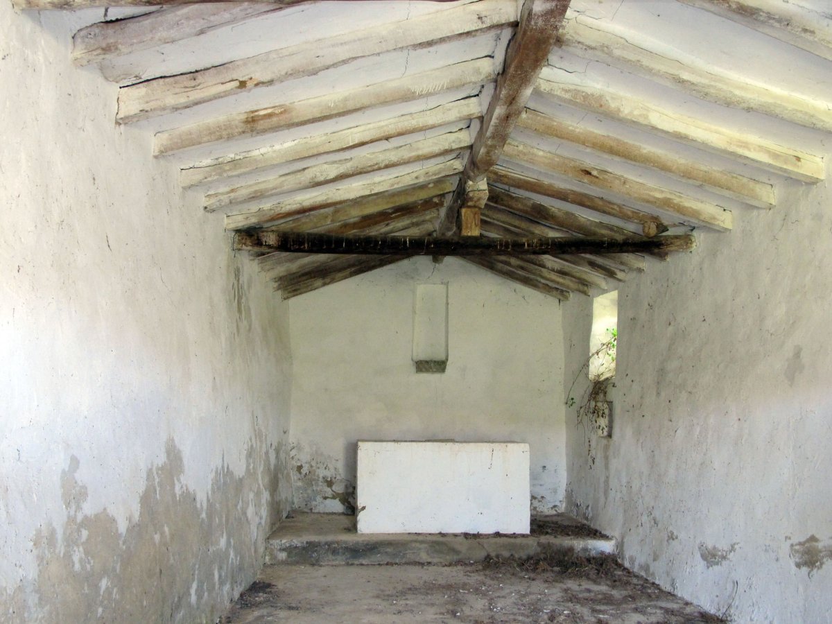 Santa Barbara ermita Ukar aldean