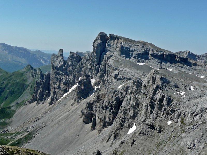Hiru Erregeen Mahaira Igoeratik