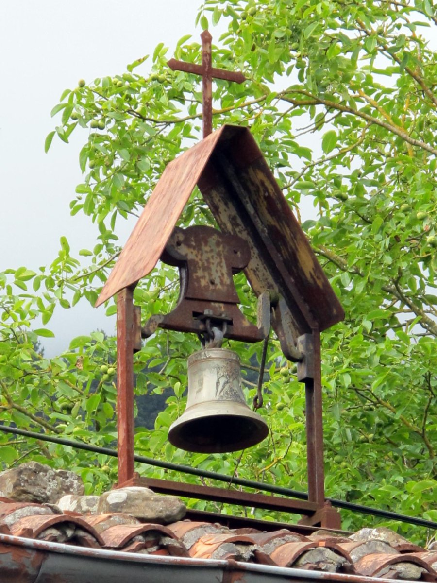 Gurutze Santua ermita Zegama aldean