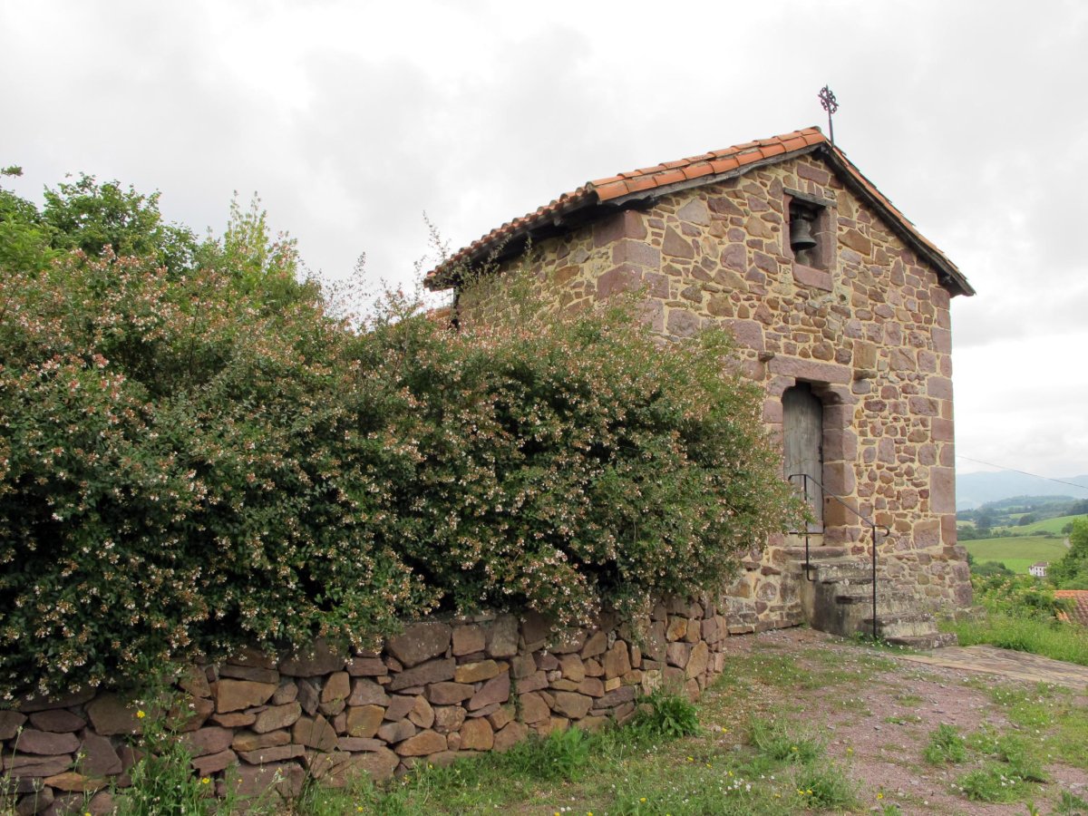 Sorhuetako Kapera Irulegi aldean