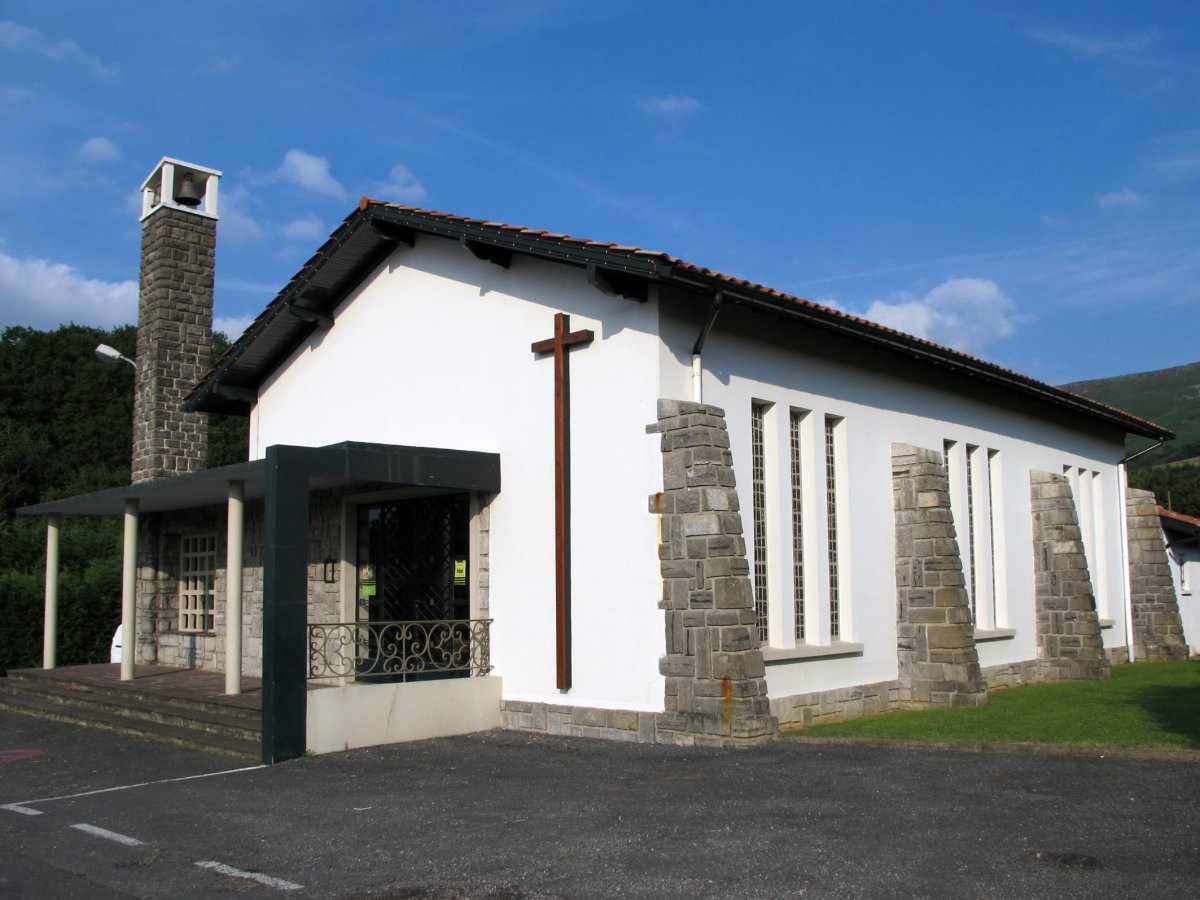 Oletako ermita Urruña aldean