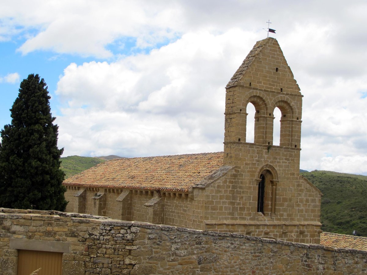 San Migel ermita San Martin de Unx hilerrian