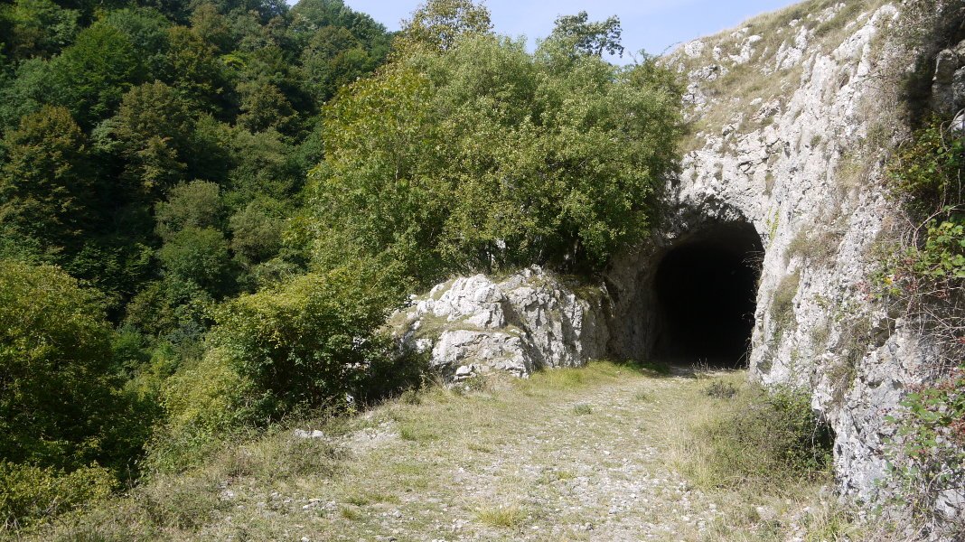 Mugiro aldera jotzen duen bidea (egokitu gabeko tartea)