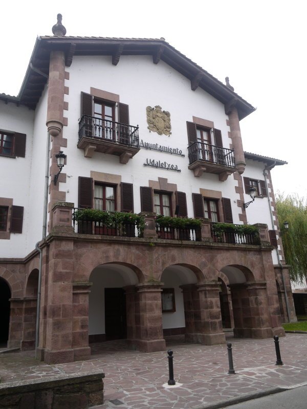 Doneztebeko udaletxea