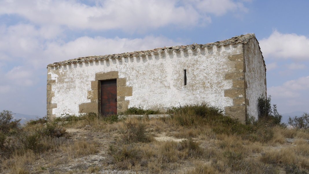 Santa Barbara ermita Alloz aldean