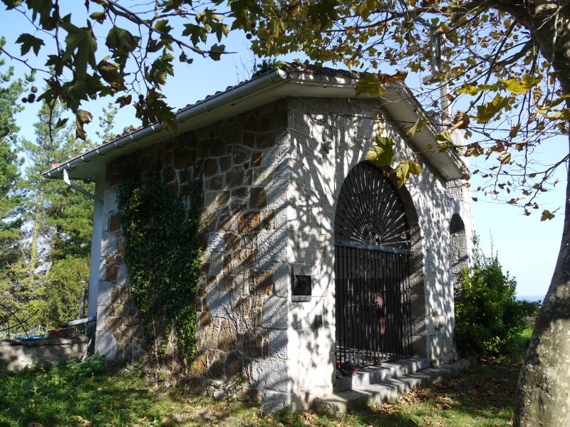 Santa Klara ermita Ondarroa aldean