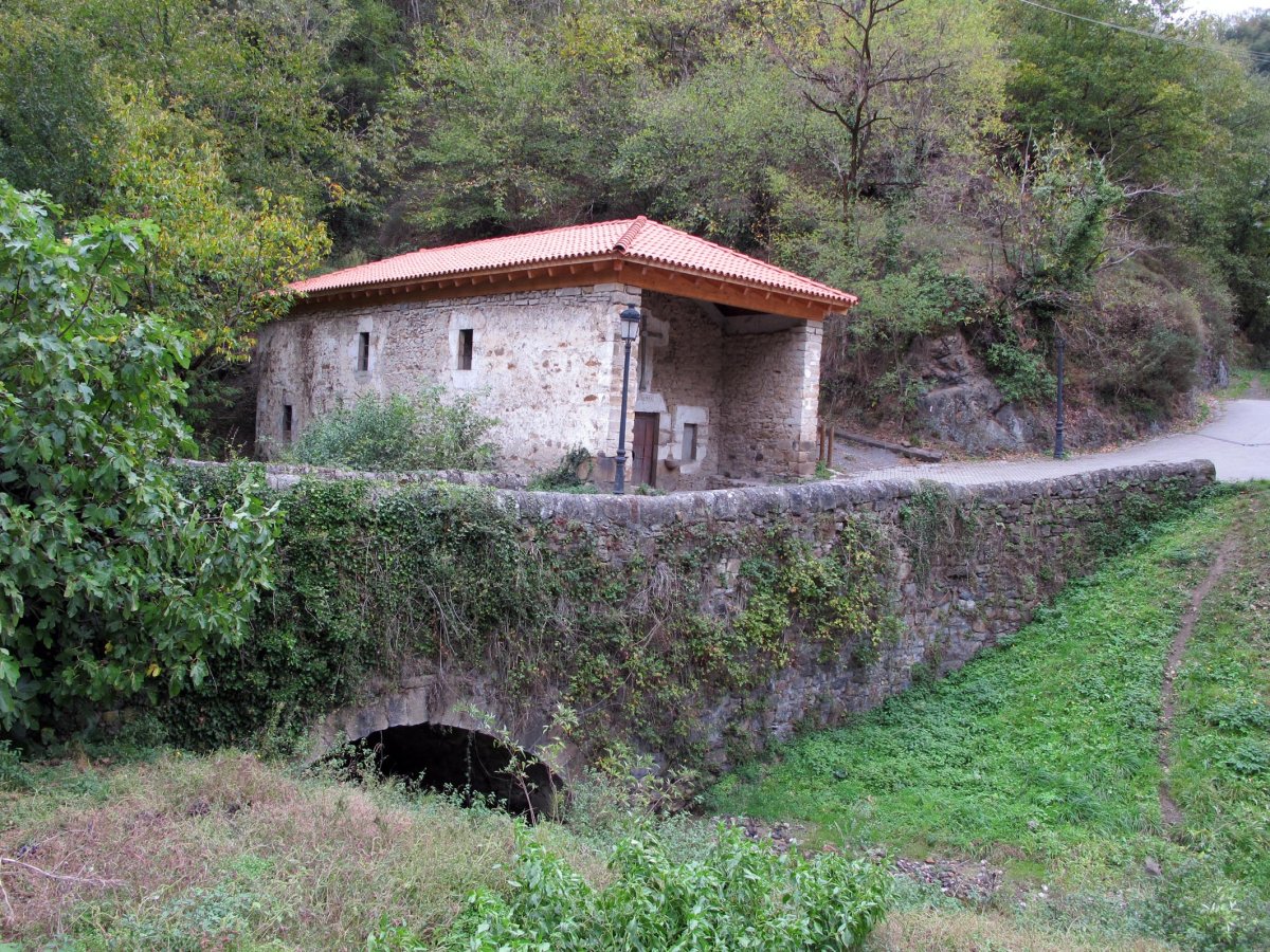 Santa Koloma ermita Leitz-Gatzagan