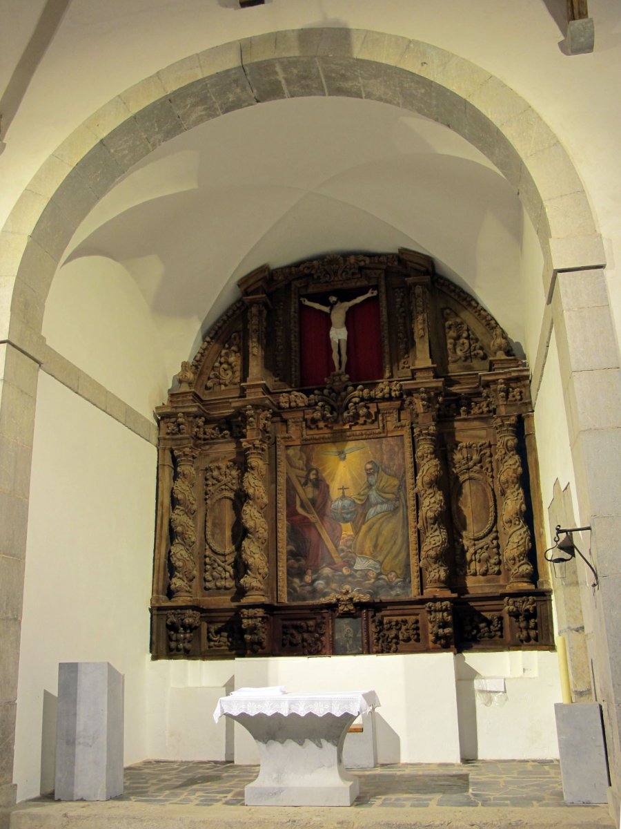 Trinitatea ermitaren barrualdea Mendaron