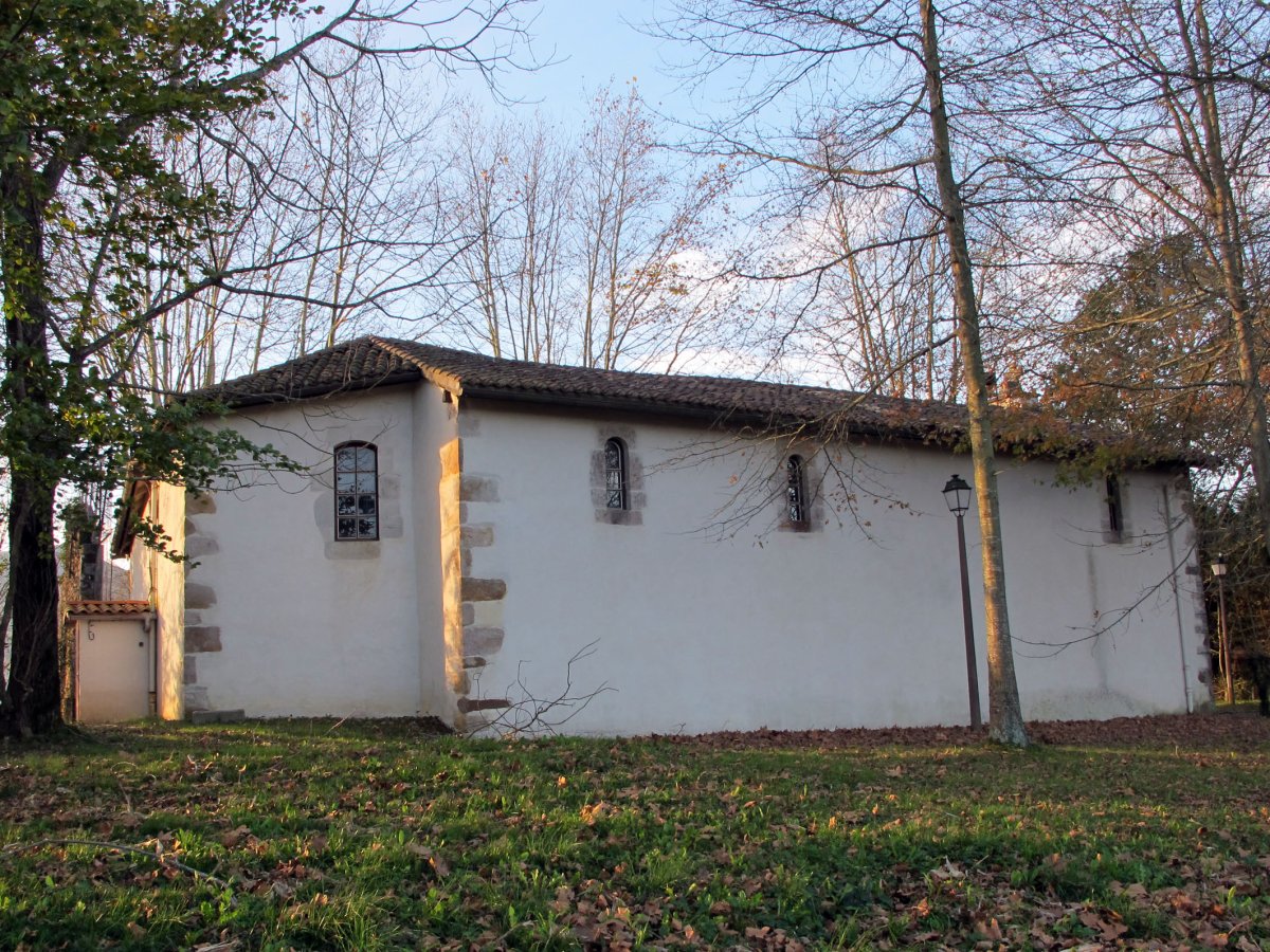 Chapelle de Serres ermita Azkaine aldean