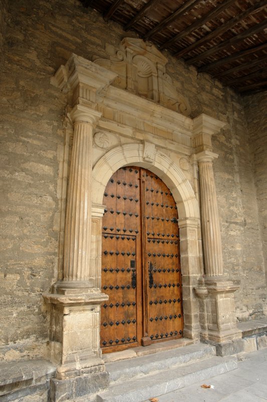 Elizako sarrera nagusia