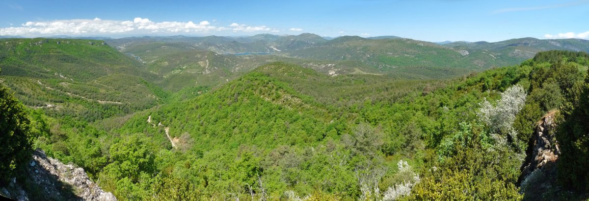 Itoitz inguruko paisaiak Mendigañatik