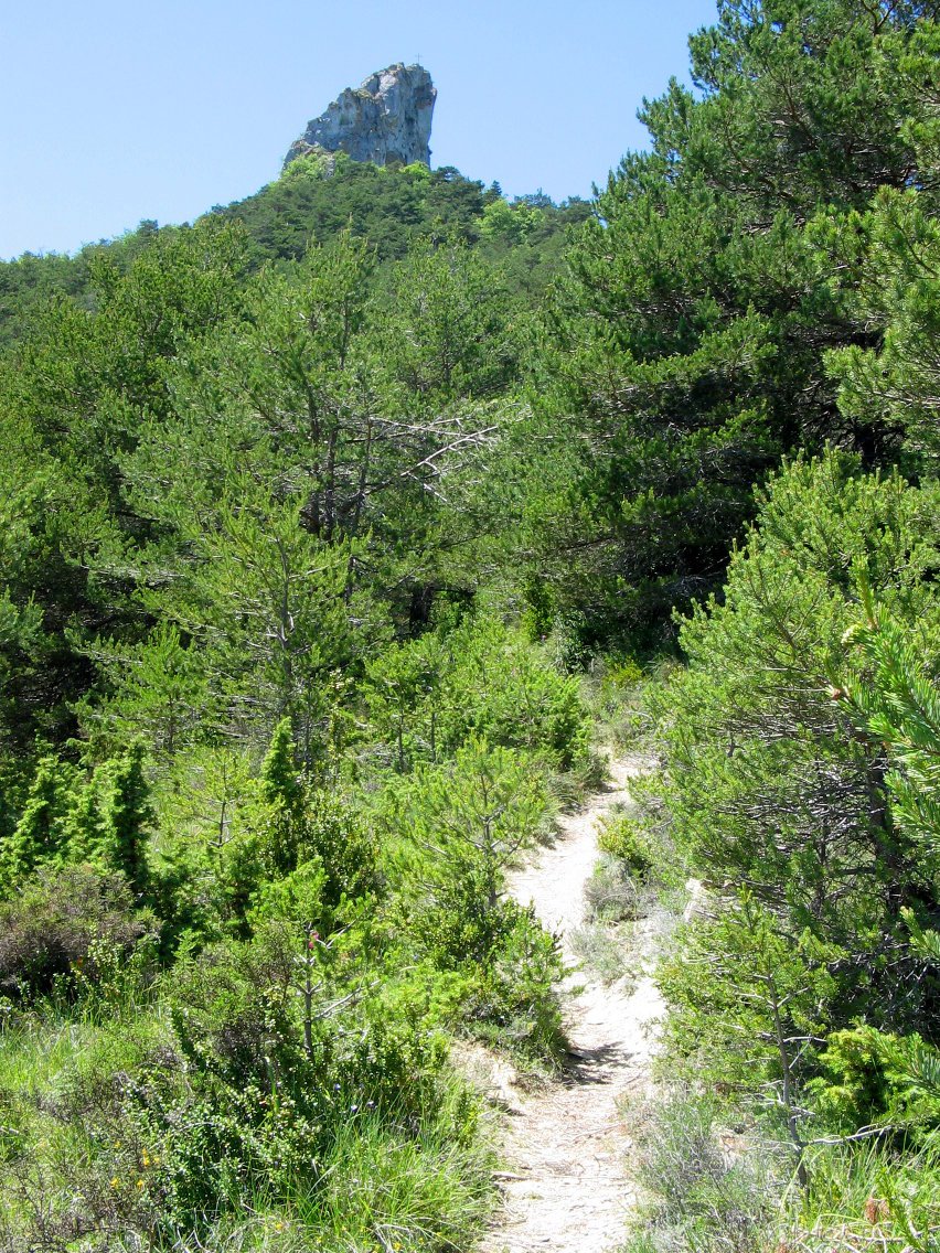 Igoerako bidea, goiko haitzei begira