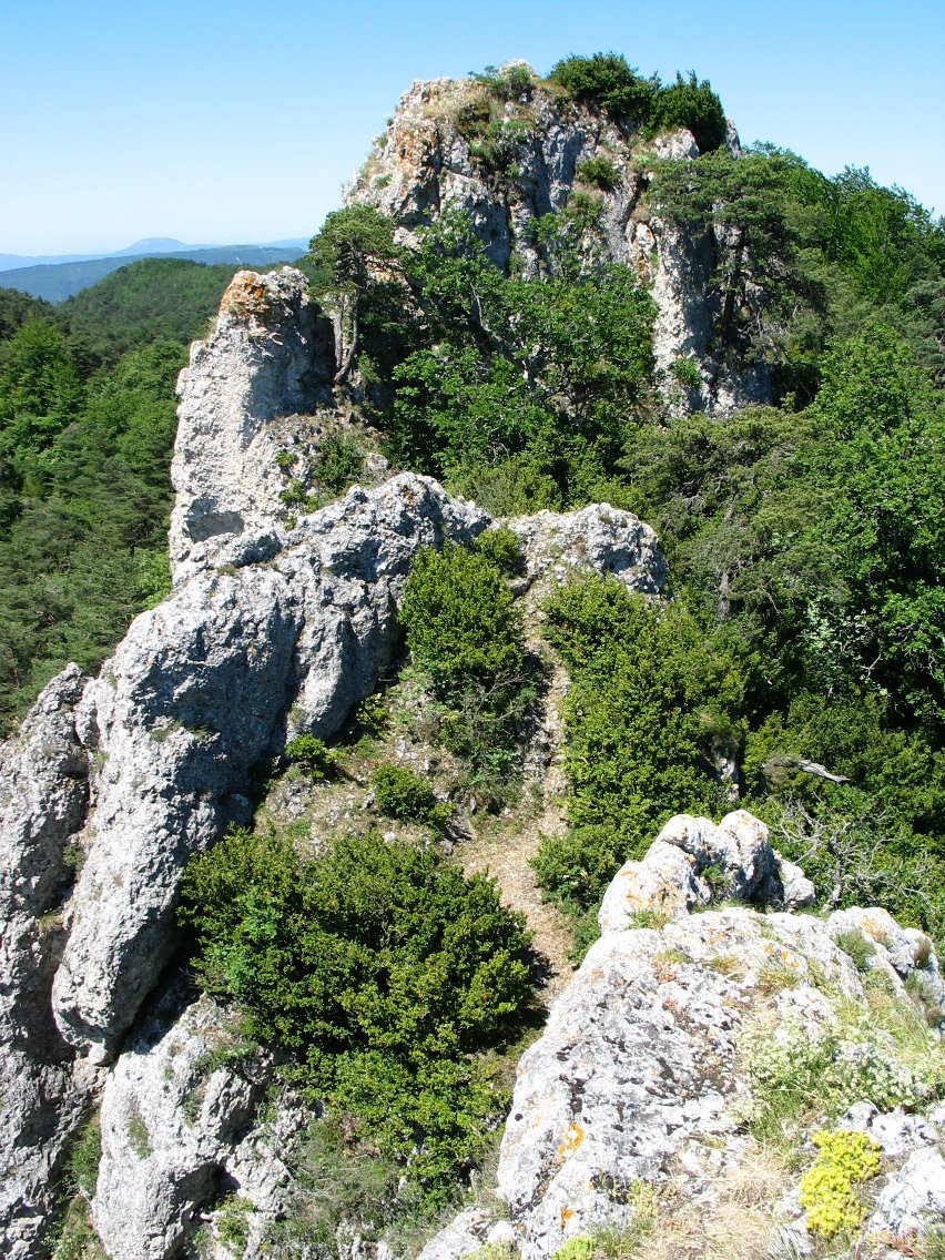 Haitz nagusia gurutzedun haitzetik ikusita