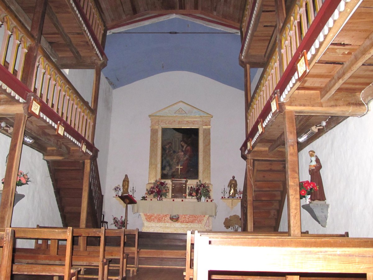 Urdozko ermita, barrua