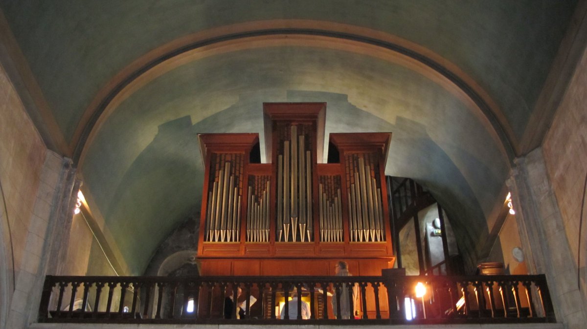 Saint Esprit eliza, Baiona