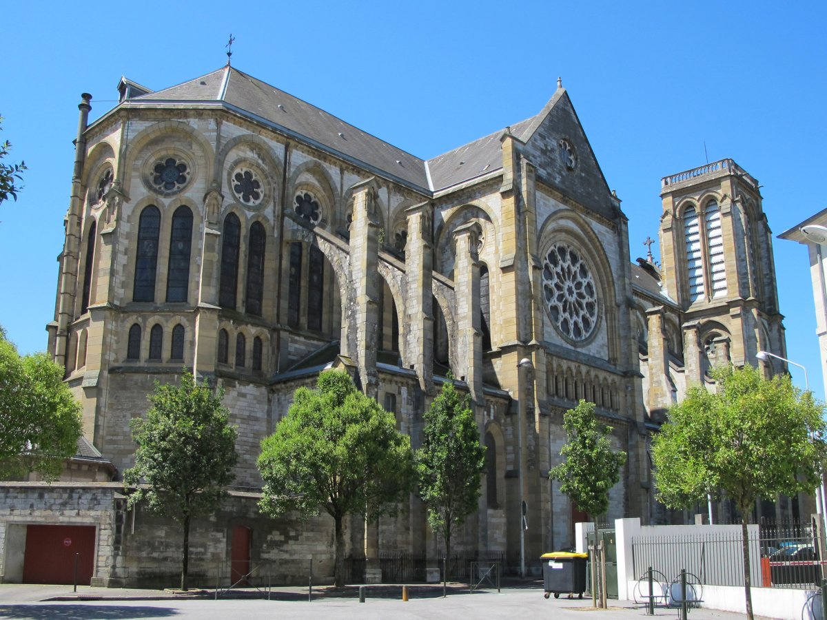 San Andres eliza, Baiona