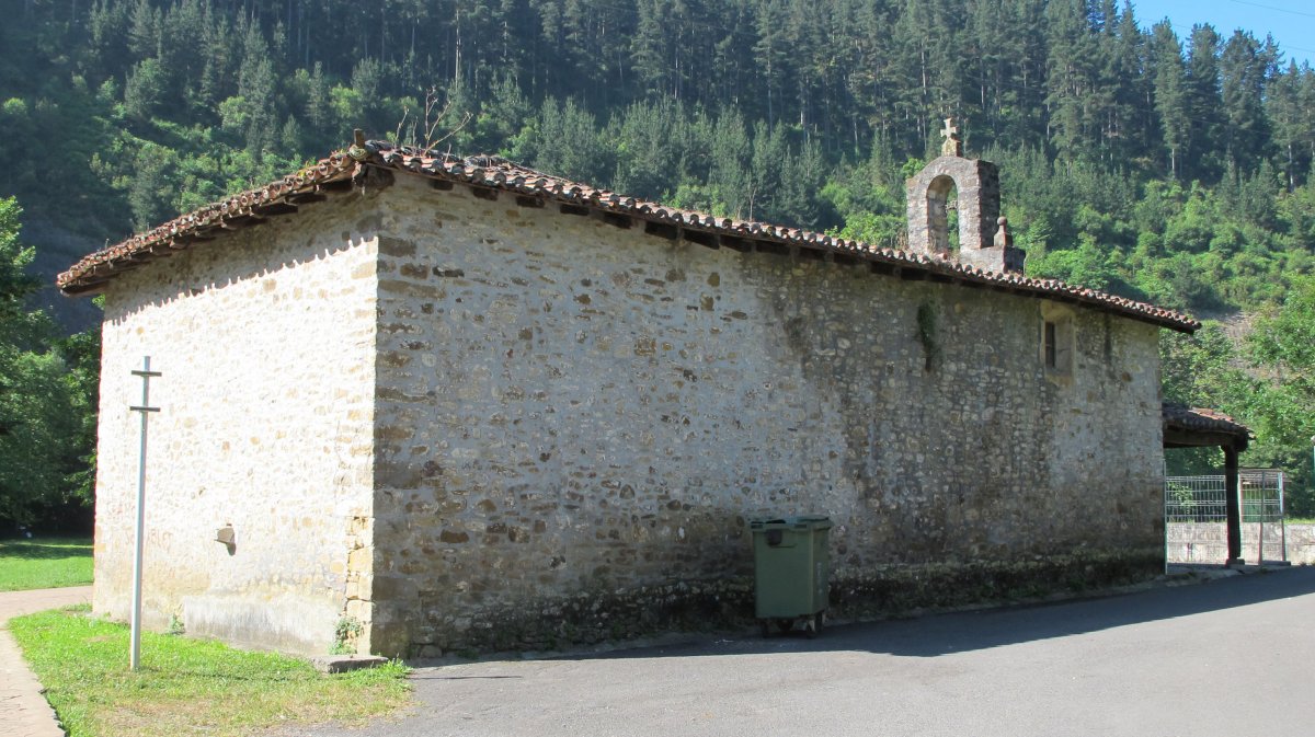 Santa Ana ermita Bolunburu auzoan, Zalla