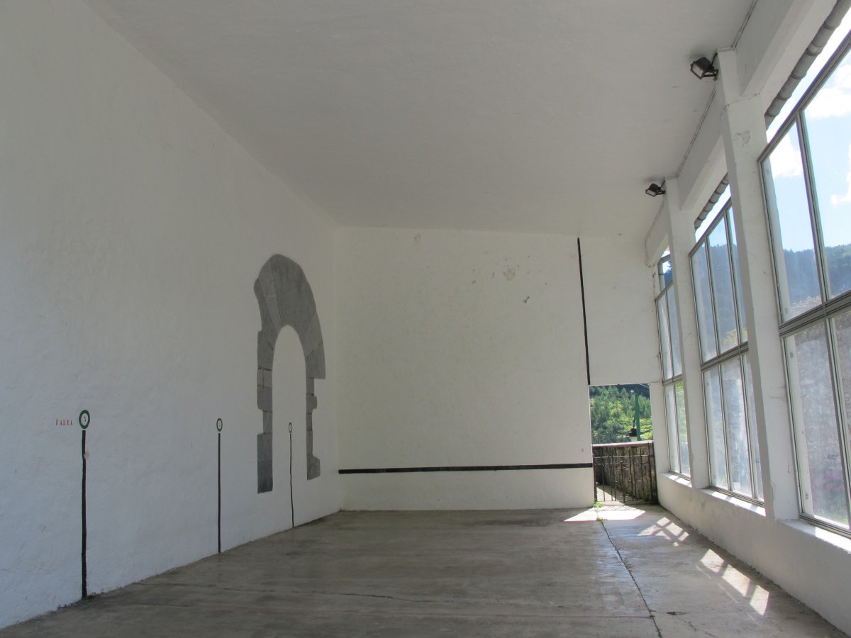 San Migel eliza Aginaga auzoan, Eibar