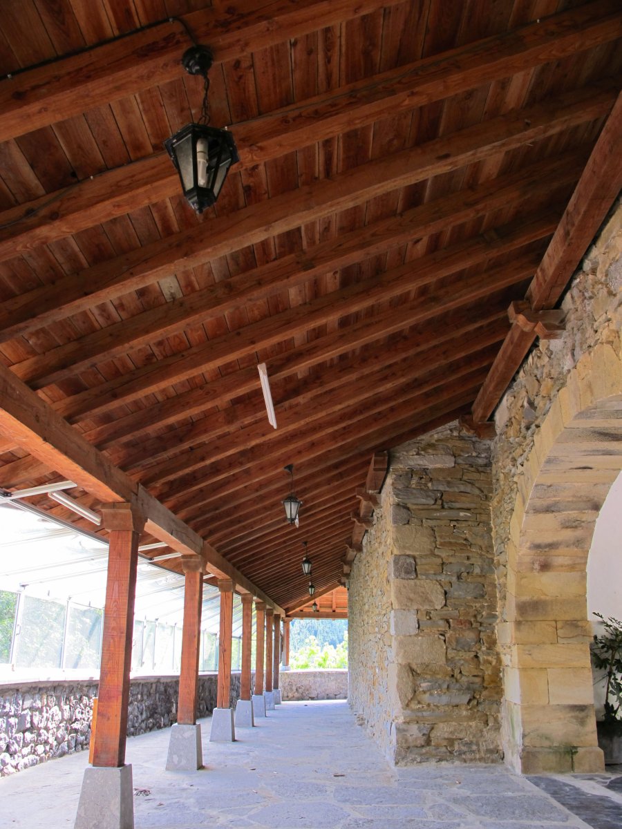 San Migel eliza Aginaga auzoan, Eibar