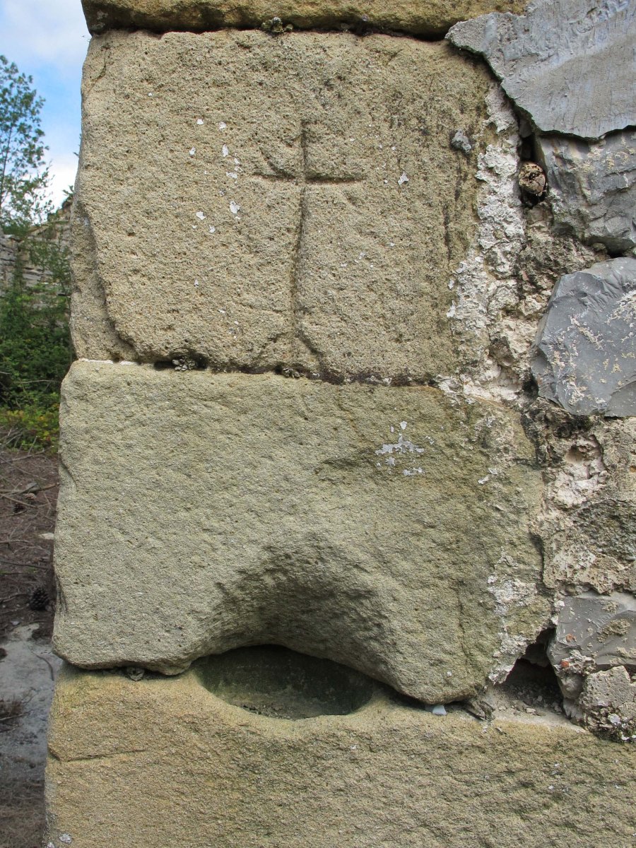 Artetako San Juan ermitaren hondakinak