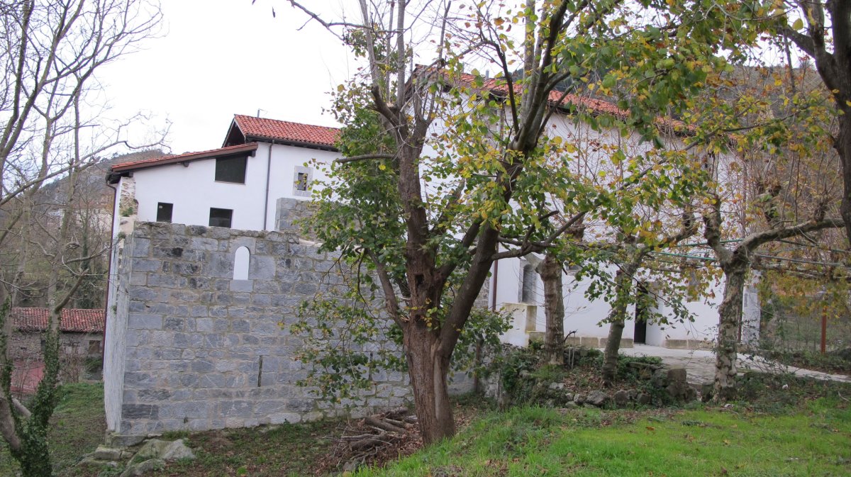 Lili jauregia, Zestoa